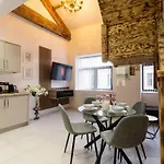 Apartment Luxury Apartment! *