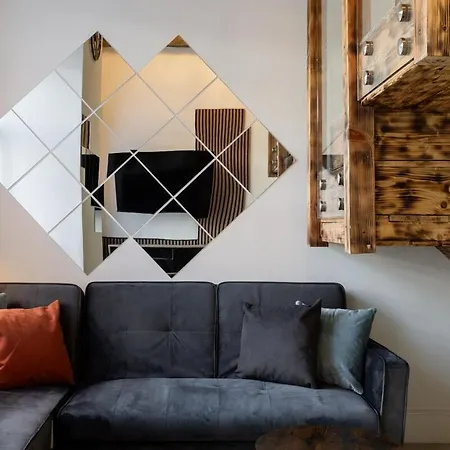 Luxury Apartment! * Bradford (West Yorkshire)