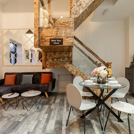 Luxury Apartment! *